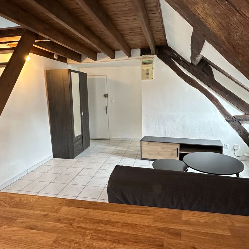 Location Appartement 1 pièce 26m² - Photo 1
