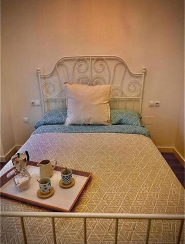 3 room luxury Flat for rent in Marbella, Spain - Photo 3