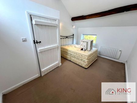 4 bedroom detached house to rent - Photo 4