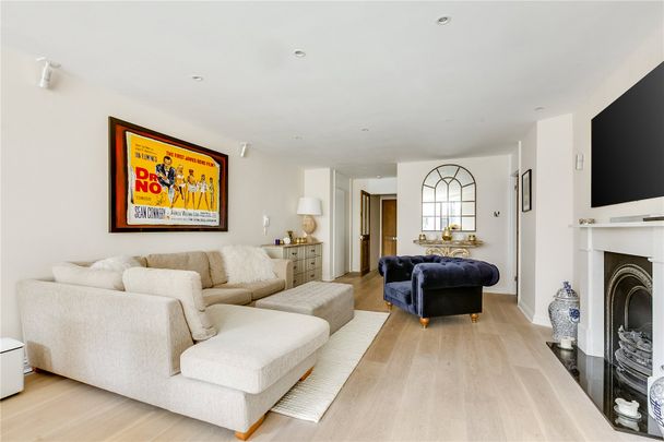 Alder Lodge, London, SW6, London - Photo 1