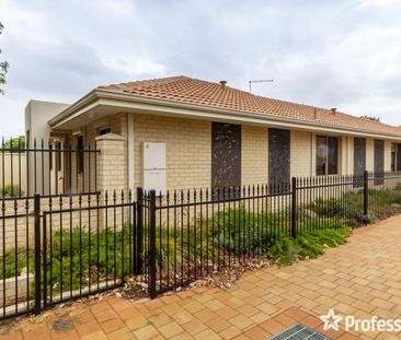 4/15 Forrest Road, Armadale WA 6112 - Photo 3