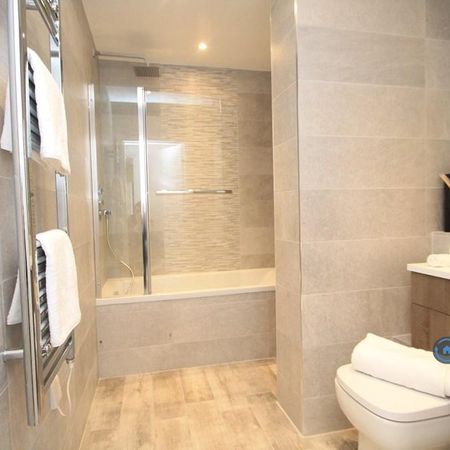 1 bedroom flat to rent - Photo 4