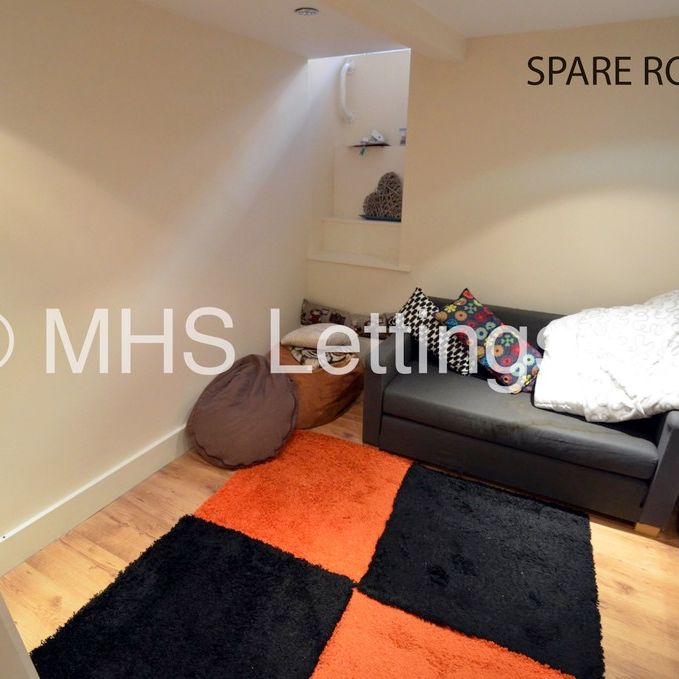 36 Hartley Grove, Leeds, LS6 2LD - Photo 1