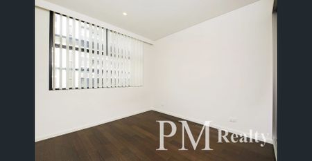 Modern Stylistic Apartment with Panoramic Views - Photo 5