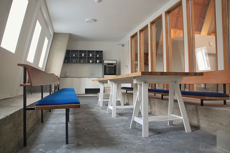 Neu: Möbliertes Design-Appartement in umgebauter Kirche! - Foto 5