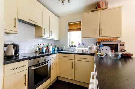 Glenbuck Road, Surbiton, KT6 - Photo 2