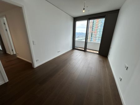 Großzügige 3 Zimmer Wohnung im 41.Stock inkl. atemberaubendem Blick auf die Donau und den Kahlenberg! - Photo 5
