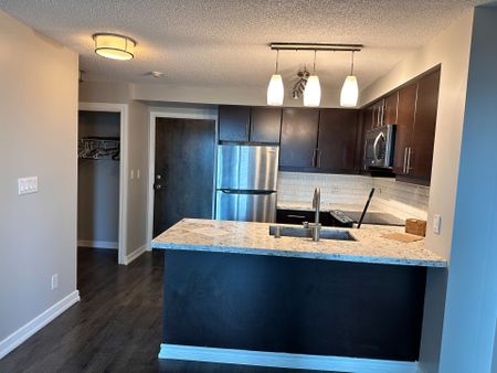 For Lease - 18 Harbour Street Unit# 1009, Toronto, Ontario - Photo 4