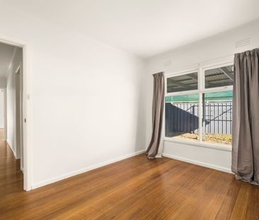 Close to everything! - Photo 1