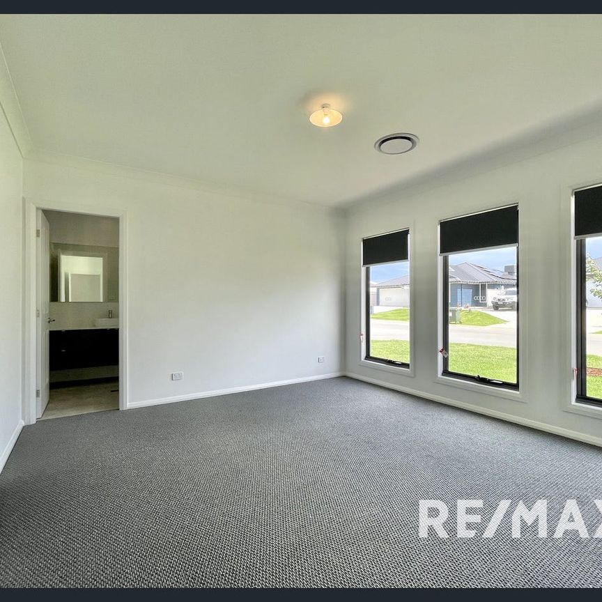 Gobbagombalin Villa - Photo 1