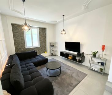 Charmant appartement de 4,5 pièces avec cachet au rez-de-chaussée - Photo 1
