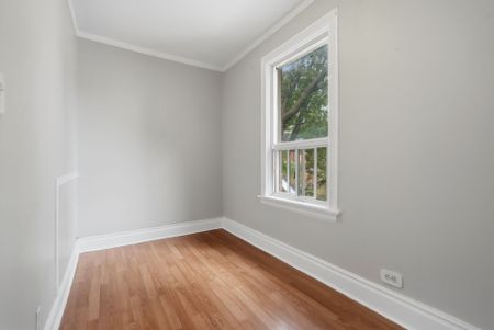 For Lease - 418 Main Street, Hamilton, Ontario - Photo 2