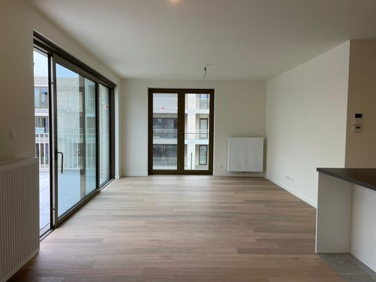 Instapklaar appartement met afgesloten garagebox - Photo 1