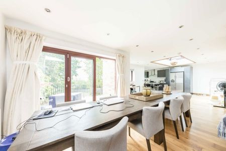 Northiam, N12, London - Photo 2