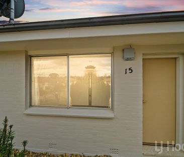 Single level One Bedroom Unit - Photo 5