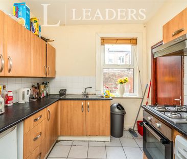 3 bedroom house to rent Olivia Grove, Manchester, M14 - Photo 5