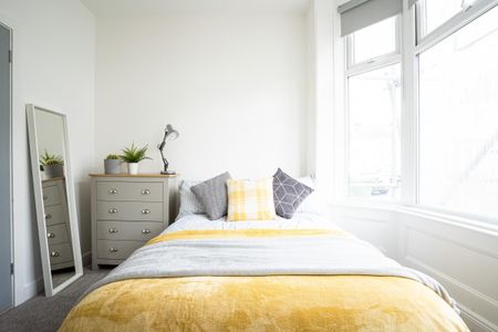 8 bedroom terraced house to rent - Photo 4