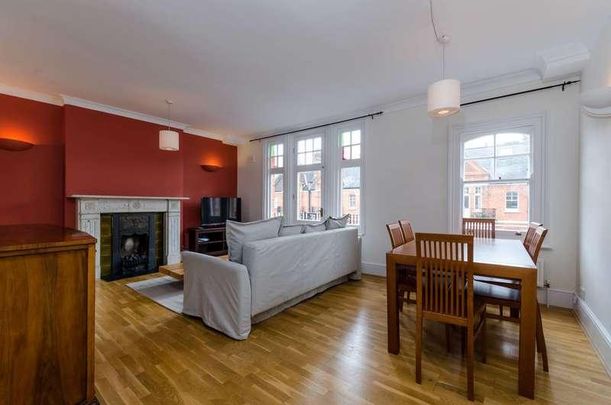 Castletown Road, Barons Court, W14 - Photo 1