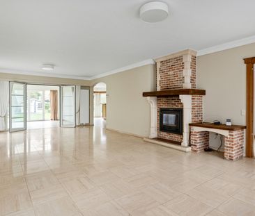 Landhuis met 3 gelijkvloerse slpkrs. en tuin op ca. 821 m² - Photo 6