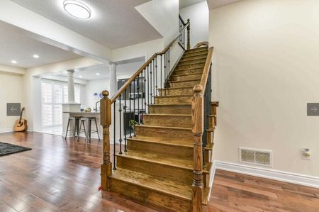 For Lease - 145 Vanhorne Close Unit# Upper, Brampton, Ontario - Photo 5