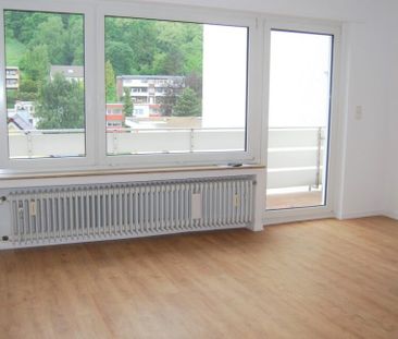 SINGLES AUFGEPASST! Modernisiert 2-Zimmer-Wohnung mit Balkon in Bon... - Foto 2