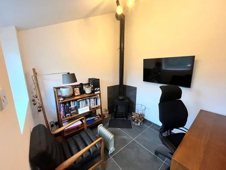 33 Cromwell Road, AB15 4UQ, Aberdeen - Photo 2