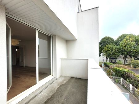 Location Appartement 3 pièces 57m² ST JACQUES DE LA LANDE 35136 - Photo 3