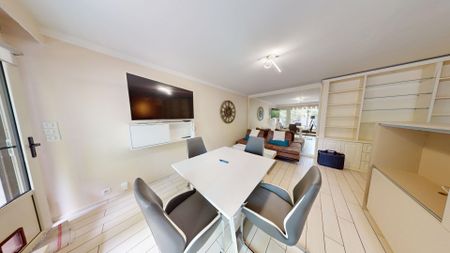 Appartement d'exception à Champs Sur Marne 3 pièce(s) meublé de 69.75 m2 - Photo 3
