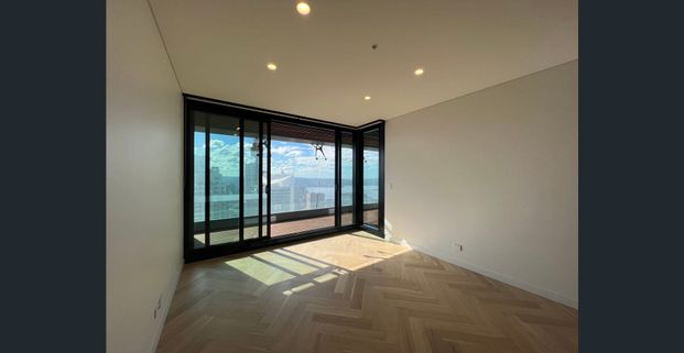 STUNNING 2-BEDROOM APARTMENT IN GREENLAND CENTRE FOR LEASE! - Photo 1