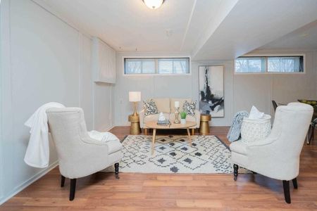 For Lease - 218 Silverbirch Drive Unit# Lower Unit, Newmarket, Ontario - Photo 2