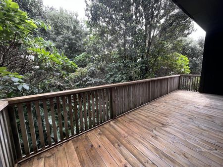 Executive Three-Bedroom Townhouse for Rent - Photo 5