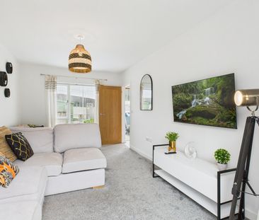 South Quay - Photo 6