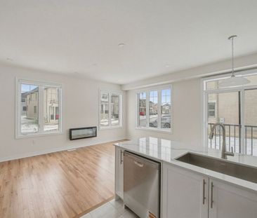 For Lease - 396 Kennedy Circle, Milton, Ontario - Photo 3