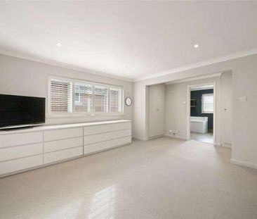 West Byfleet, Surrey, KT14 - Photo 3