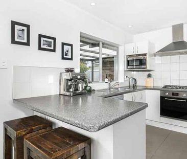 Fantastic Family Home - Photo 5