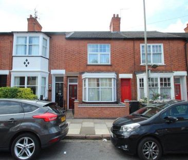 4 bedroom terraced house to rent - Photo 3