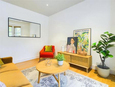 1 bedroom flat to rent - Photo 2