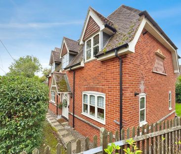 2 bedroom maisonette to rent - Photo 6