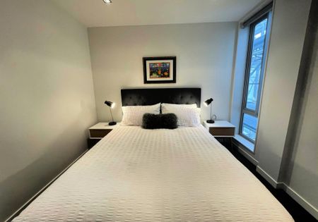 Superb central Wellington two bedroom apartment - Photo 2