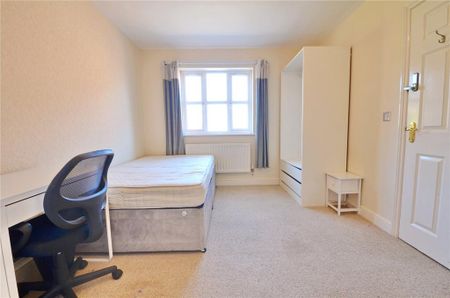 5 bedroom terraced house to rent - Photo 2