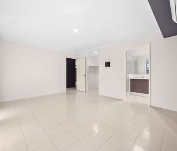 Four Bedroom Family Home in Baldivis - Photo 3