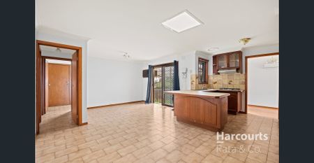 Spacious Family Home in Prime Location - Photo 2