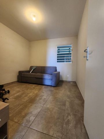 Location Appartement 77.78m² 3 pièces Fort de france - Photo 3