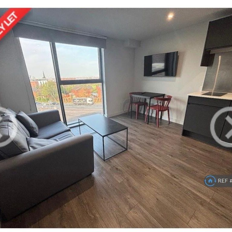 Studio to rent - Photo 1