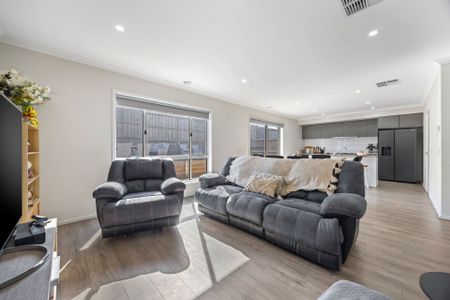 20 Revelstoke Way, Winter Valley - Photo 4