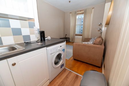 1083L - Caledonian Crescent, Edinburgh, EH11 2AN - Photo 5