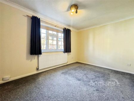 2 bedroom coach house to rent - Photo 4