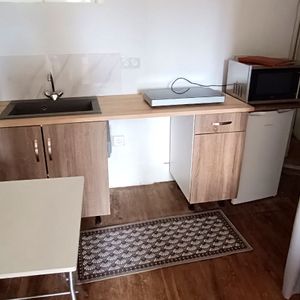 Location Appartement 1 pièce 23m² - Photo 2