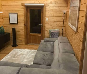 Heathridge - Photo 2