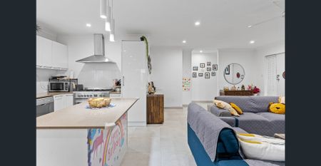 Allergy-Friendly Family Home with Pool - Photo 3